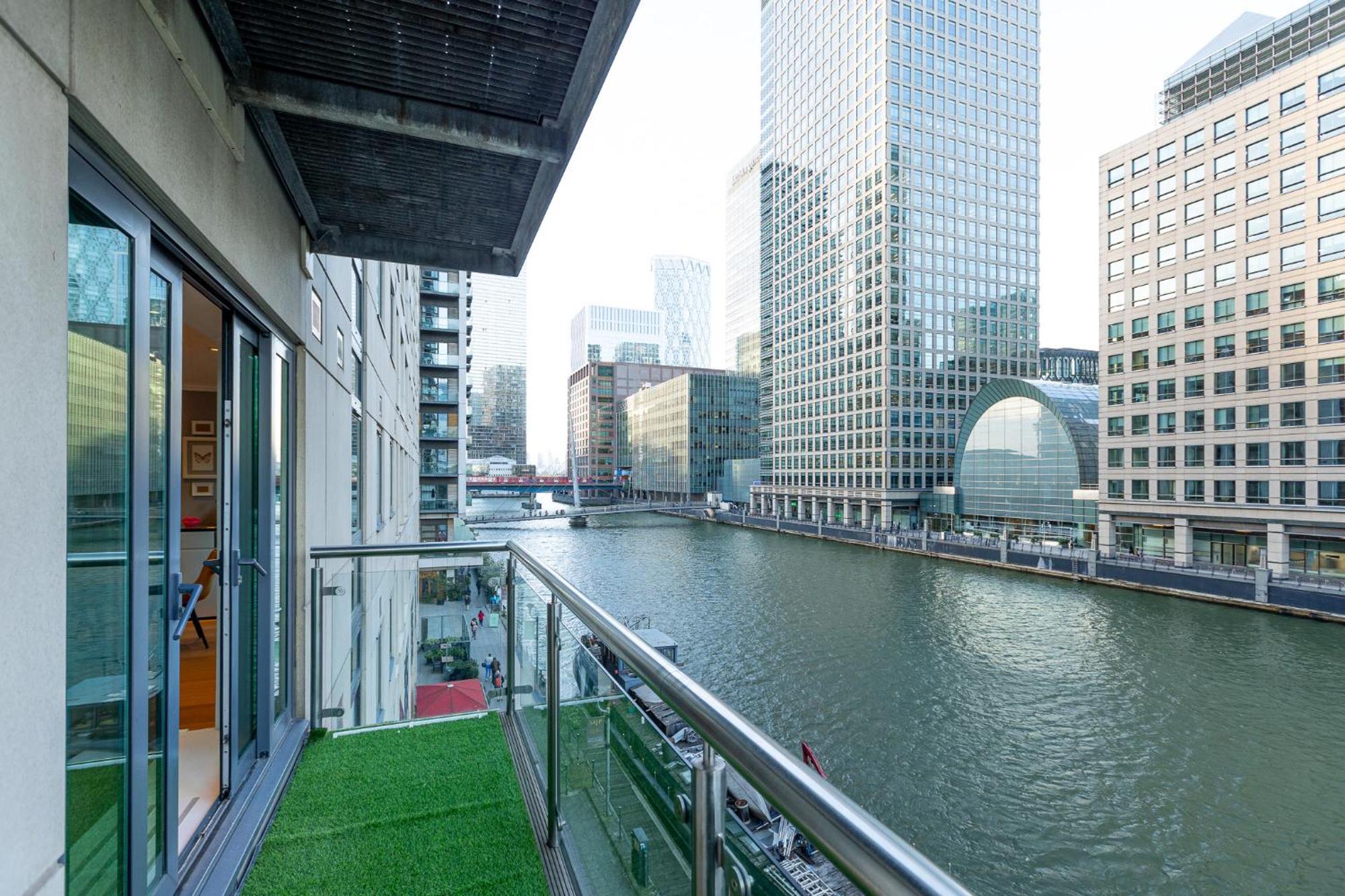 New Listing! Modern 3Br, Prime Canary Wharf Apartment London Exterior photo